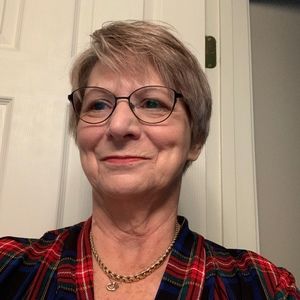 Meet your Posher, Janis